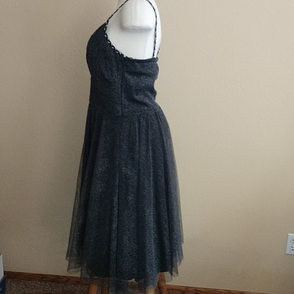Sangria Fitted Black Dress Size 12 - Picture 3 of 12